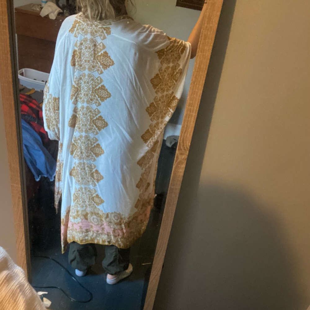 Kimono - Picture 2 of 3